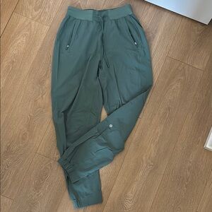 Lululemon License to Train Pants